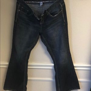 Maurices jeans